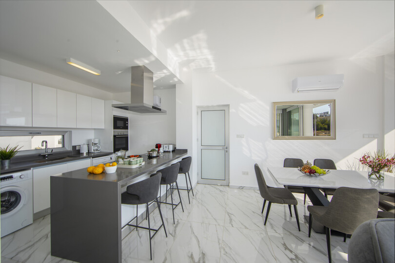 Imagine You and Your Family Renting this Luxury Villa in Protaras, minutes from the Beach, Protaras Villa 1503
