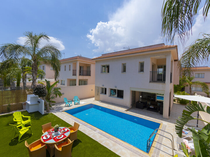 At Last You can Rent the Perfect Luxury Villa in Pernera close to the Beach, Protaras Villa 1506