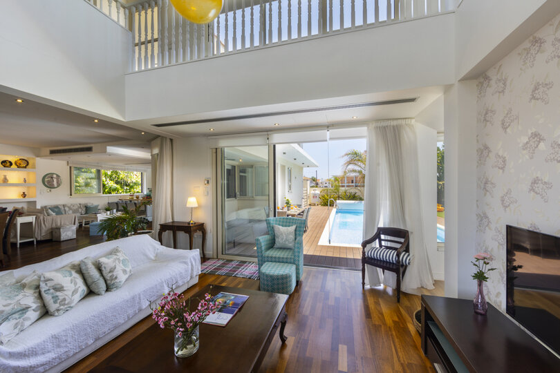 Picture Renting your 5 Star Villa with Beautiful Private Pool, Larnaca Villa 1397