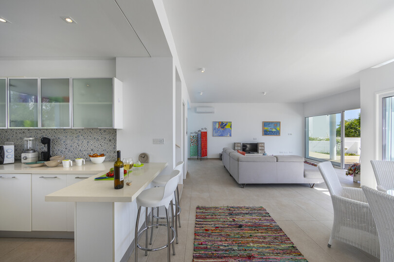 The Ultimate Guide to Renting Your Luxury 3 Bedroom Villa minutes from the Beach, Protaras Villa 1530