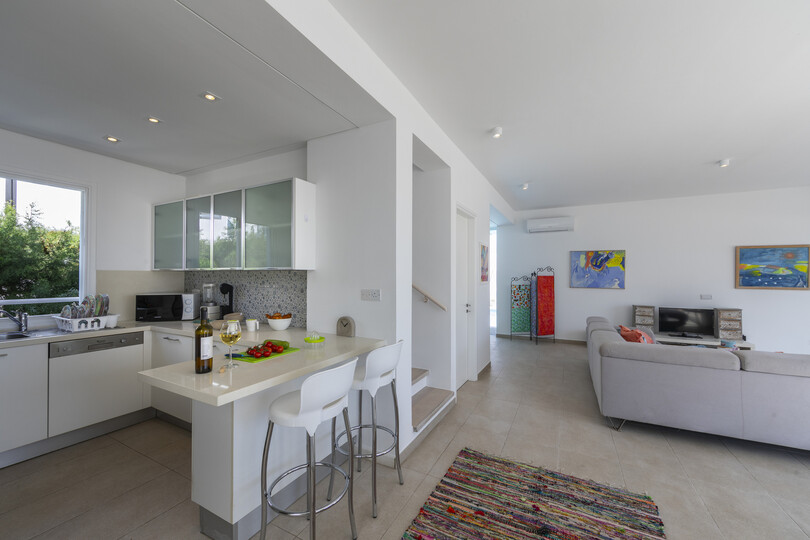 The Ultimate Guide to Renting Your Luxury 3 Bedroom Villa minutes from the Beach, Protaras Villa 1530