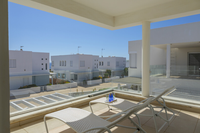 The Ultimate Guide to Renting Your Luxury 3 Bedroom Villa minutes from the Beach, Protaras Villa 1530
