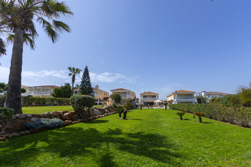 You and Your Family will Love this 5 Star Beachfront Villa, Protaras Villa 1536