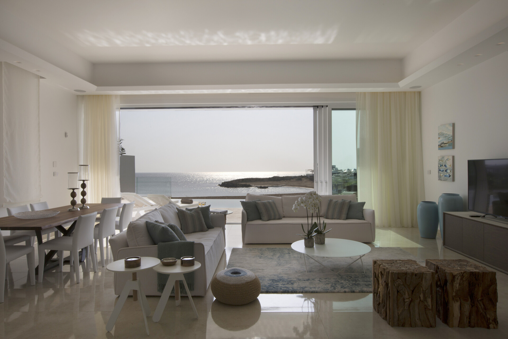You and Your Family will love this Beachfront Villa, Protaras Villa 1539