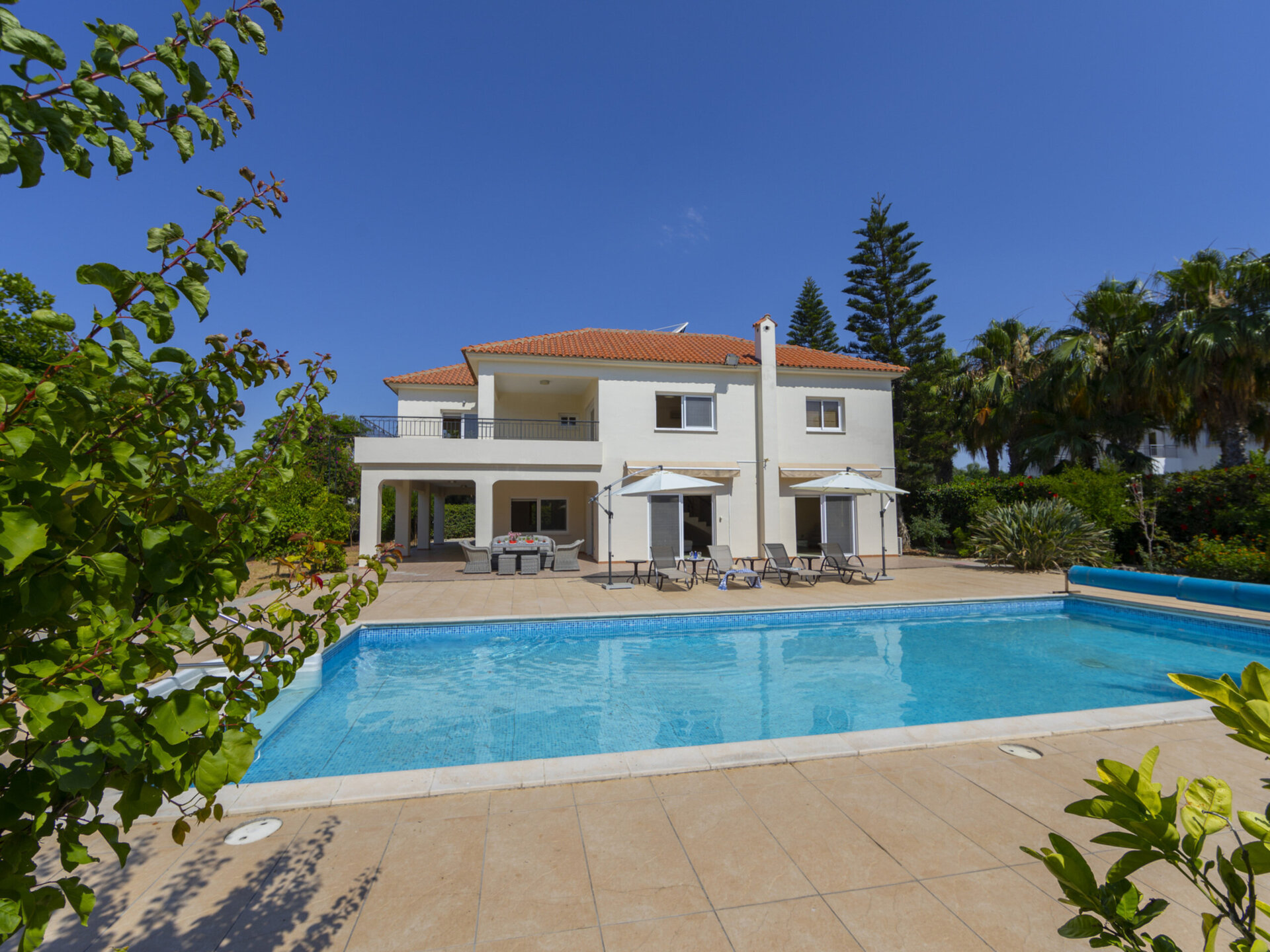 You and Your Family will love this Beachfront Villa, Larnaca Villa 1400