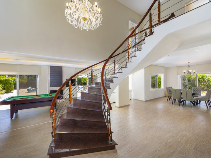 You and Your Family will love this Beachfront Villa, Larnaca Villa 1400