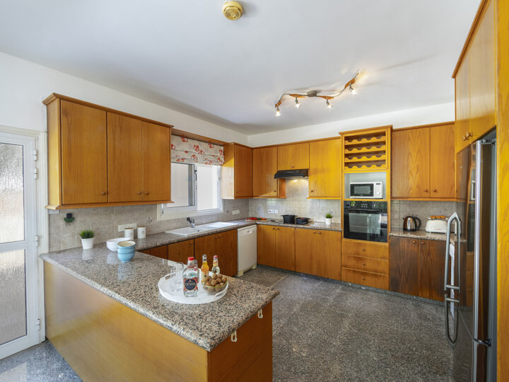 You and Your Family will love this Beachfront Villa, Larnaca Villa 1400