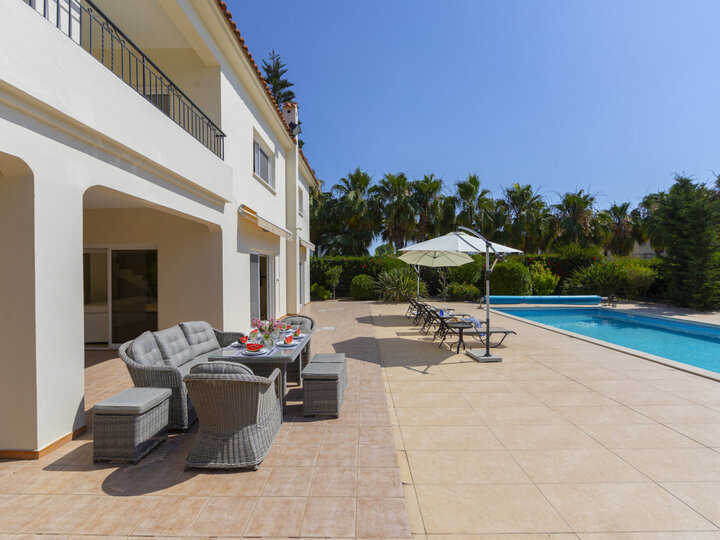 You and Your Family will love this Beachfront Villa, Larnaca Villa 1400