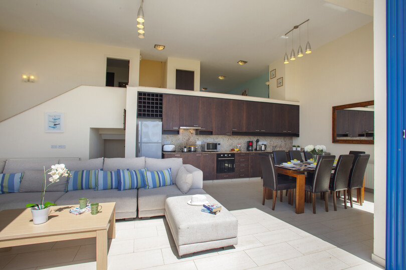 You and Your Family will love this Seafront Villa, Protaras Villa 1540