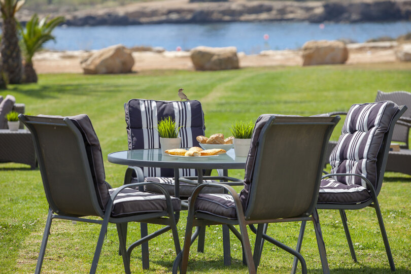 You and Your Family will love this Seafront Villa, Protaras Villa 1540