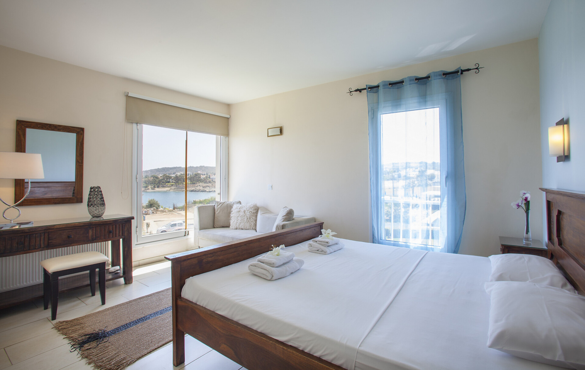 You and Your Family will love this Seafront Villa, Protaras Villa 1540