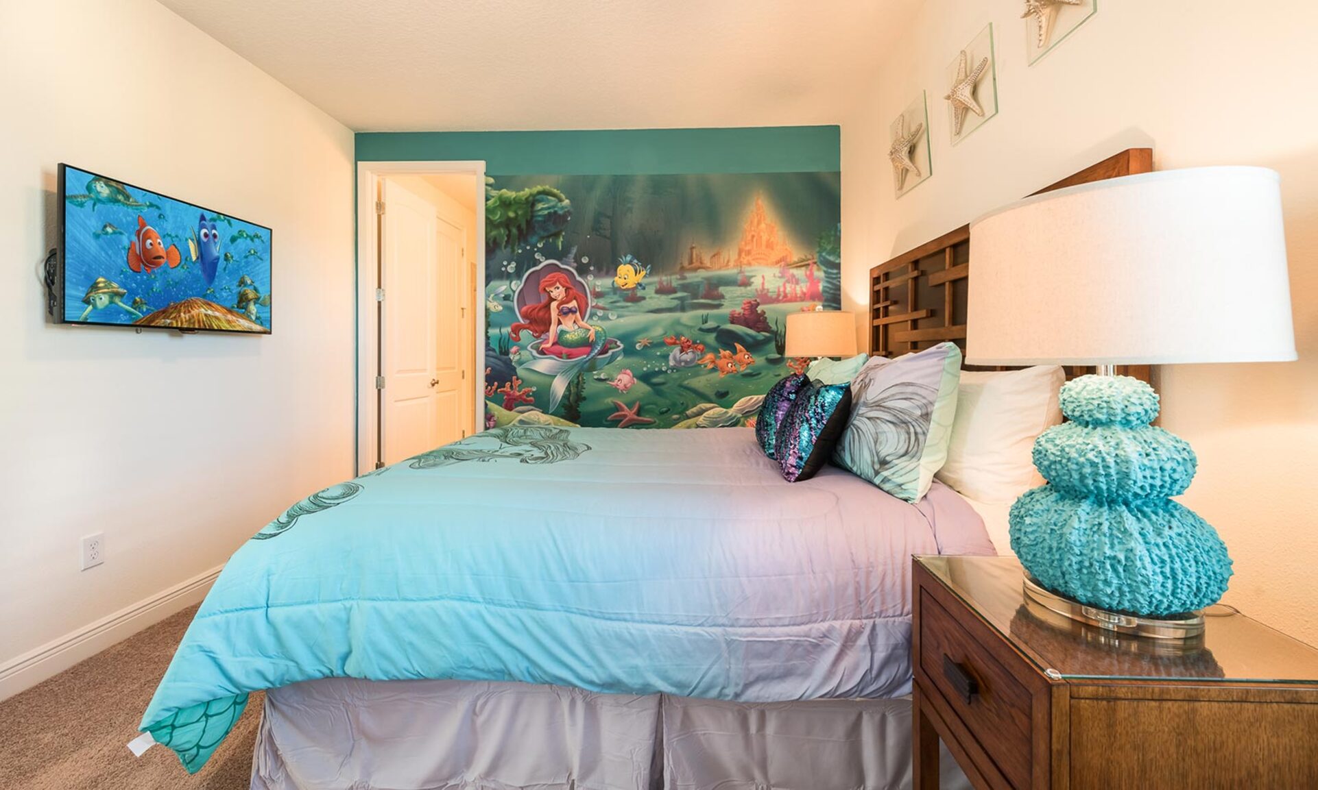 Luxury Contemporary Style Villa on Encore Resort at Reunion, Orlando Villa 4385