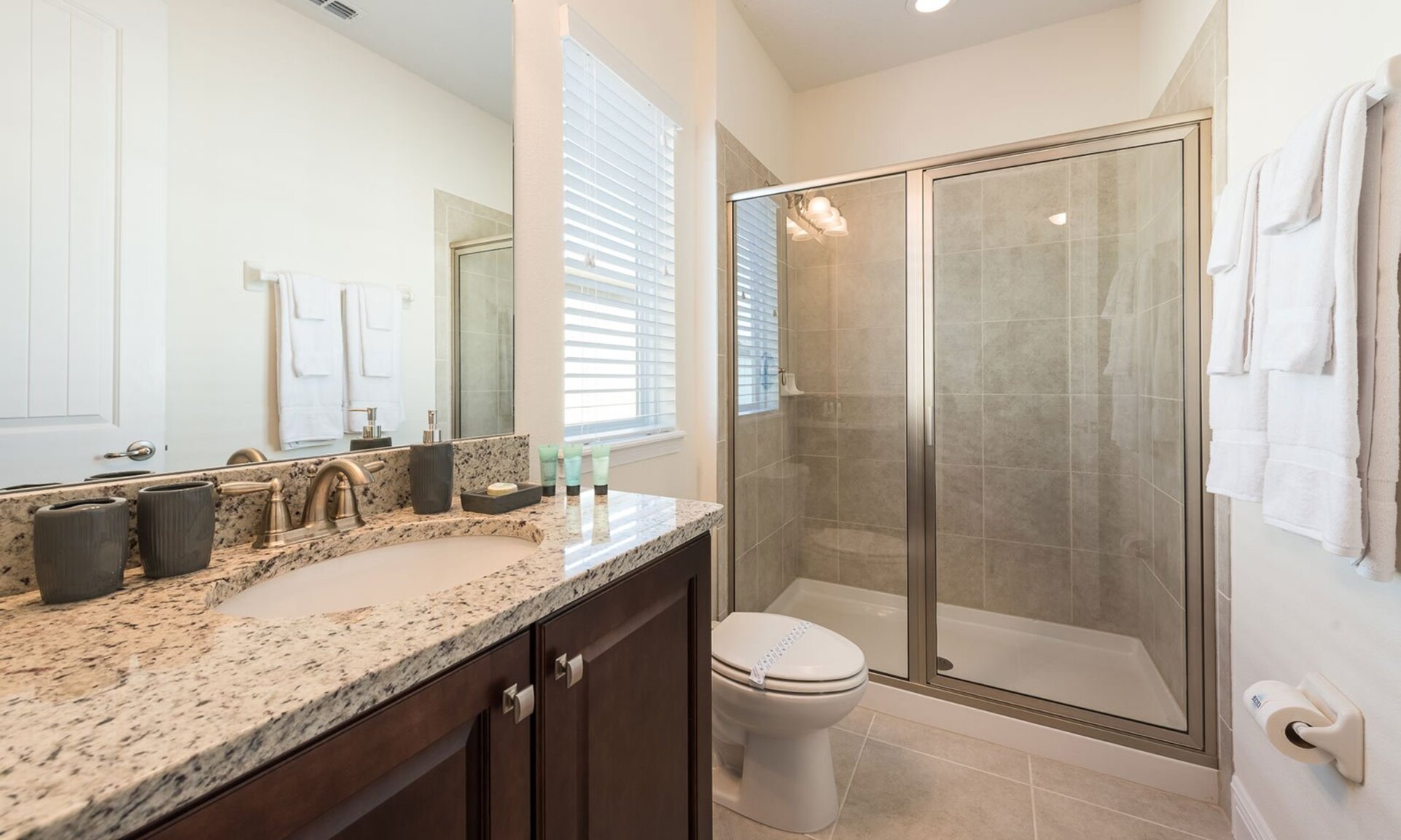 Luxury Contemporary Style Villa on Encore Resort at Reunion, Orlando Villa 4385