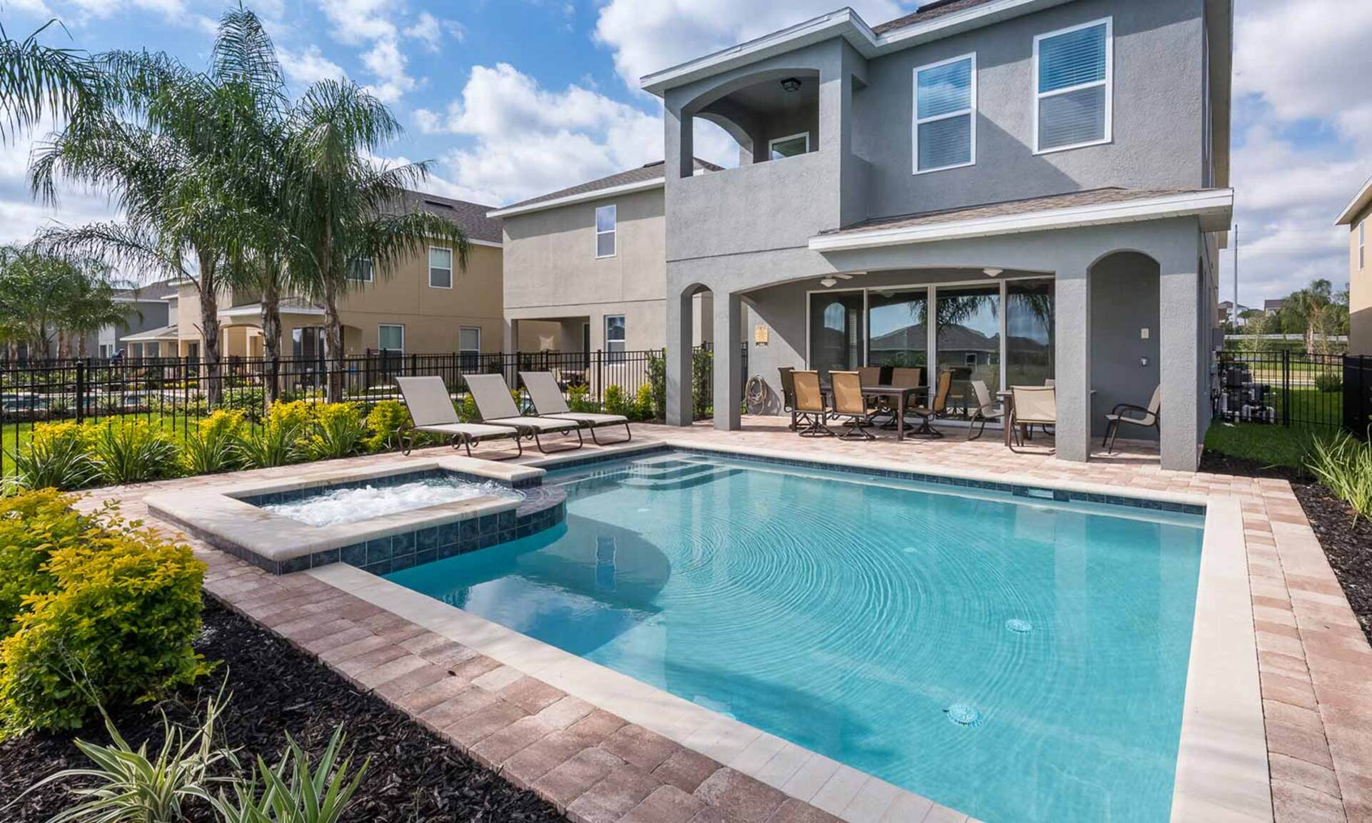 [amenities:private-pool:2] Private Pool