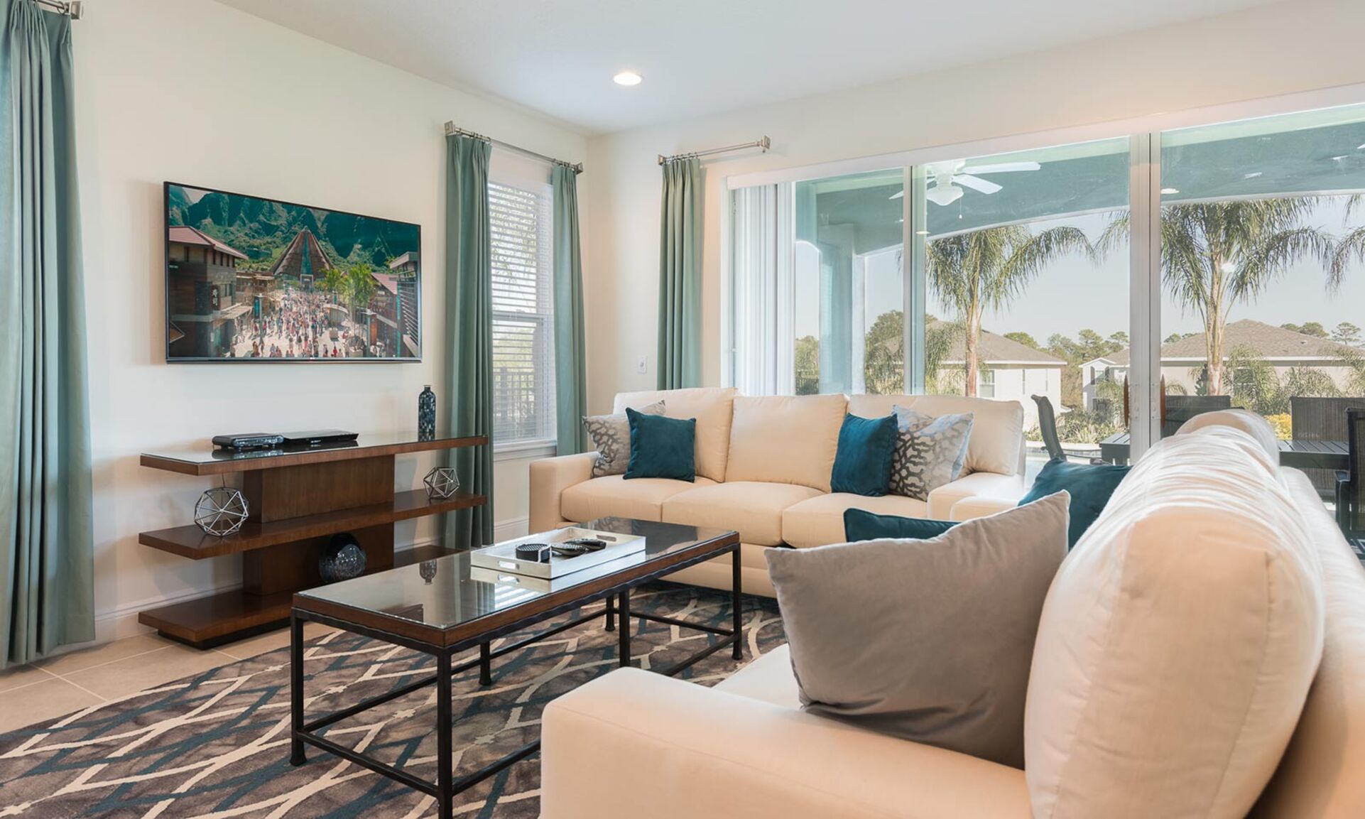 Luxury Contemporary Style Villa on Encore Resort at Reunion, Orlando Villa 4385