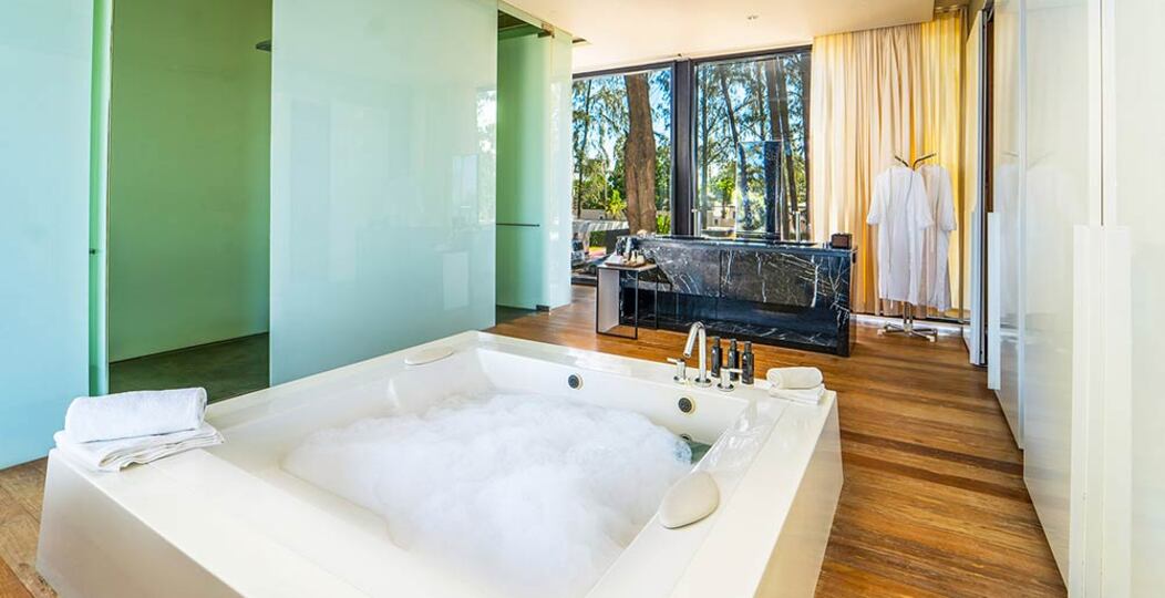 At Last You and Your Friends Can Rent a Luxury Villa with 24/7 Concierge, Chang Wat Phang-nga Villa 1049