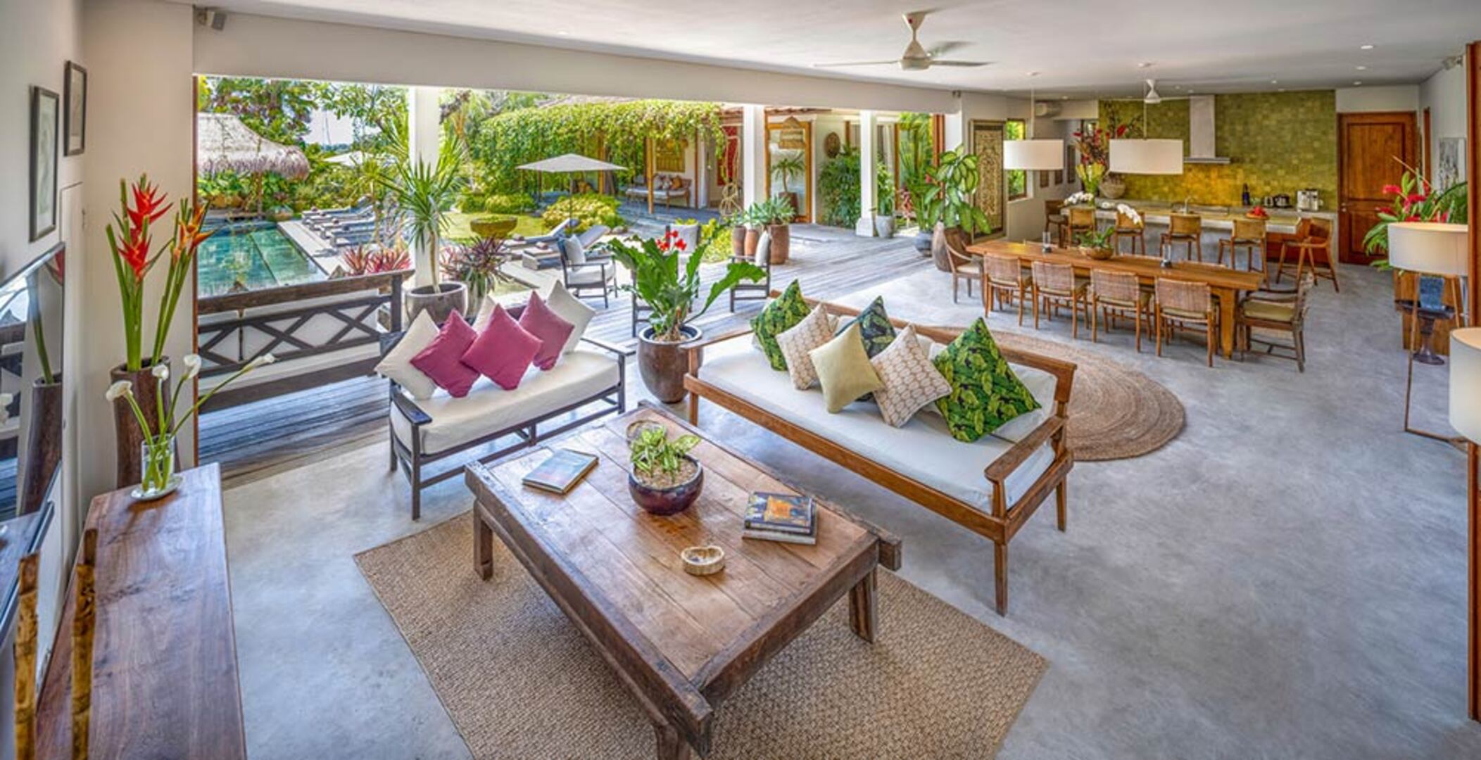 Imagine Your Family Renting This Luxury Balinese Style Villa, Bali Villa 2120