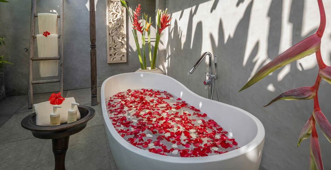 You Will Love This Authentic 5 Star Villa, Fully Staffed and Private Chef, Bali Villa 2124