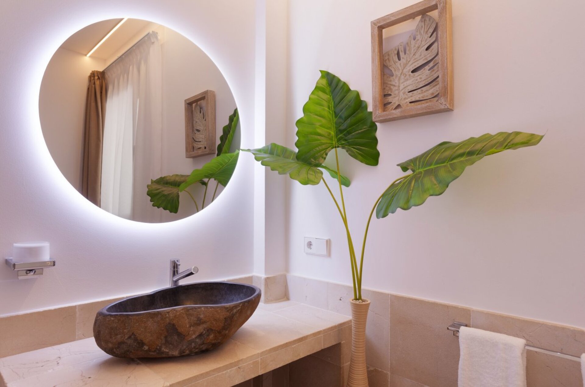 Exclusive Holiday Villa with Private Pool, Balearic Islands Villa 1481