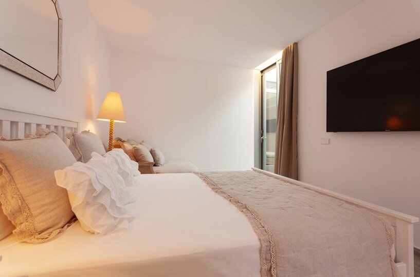 Exclusive Holiday Villa with Private Pool, Balearic Islands Villa 1481