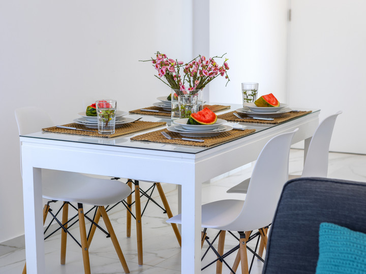The Perfect Holiday Apartment minutes from the Beach in Larnaca, Larnaca Apartment 1401