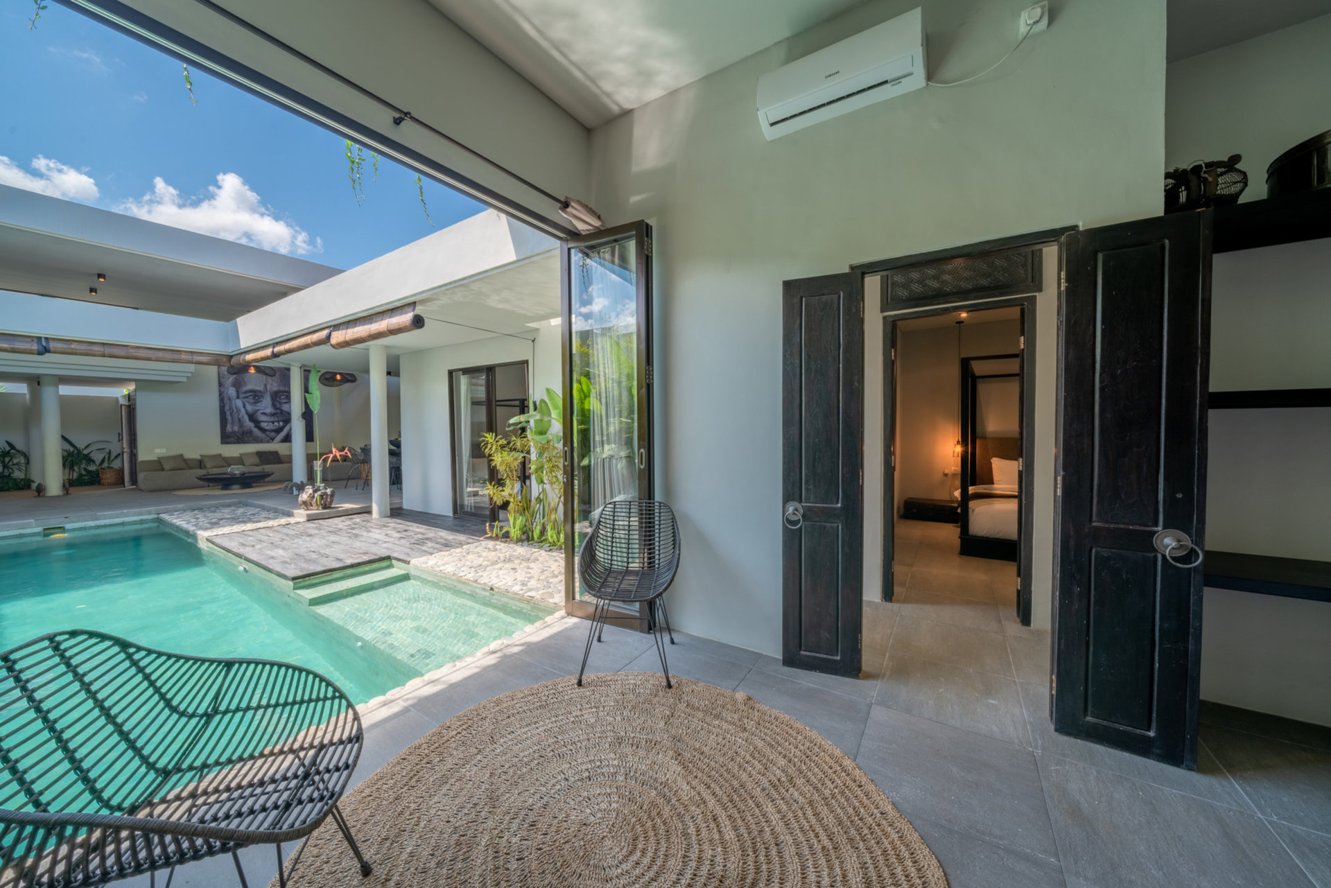 Luxury 4-Bedroom Holiday Rental Near Berawa Beach, Bali Villa 2094