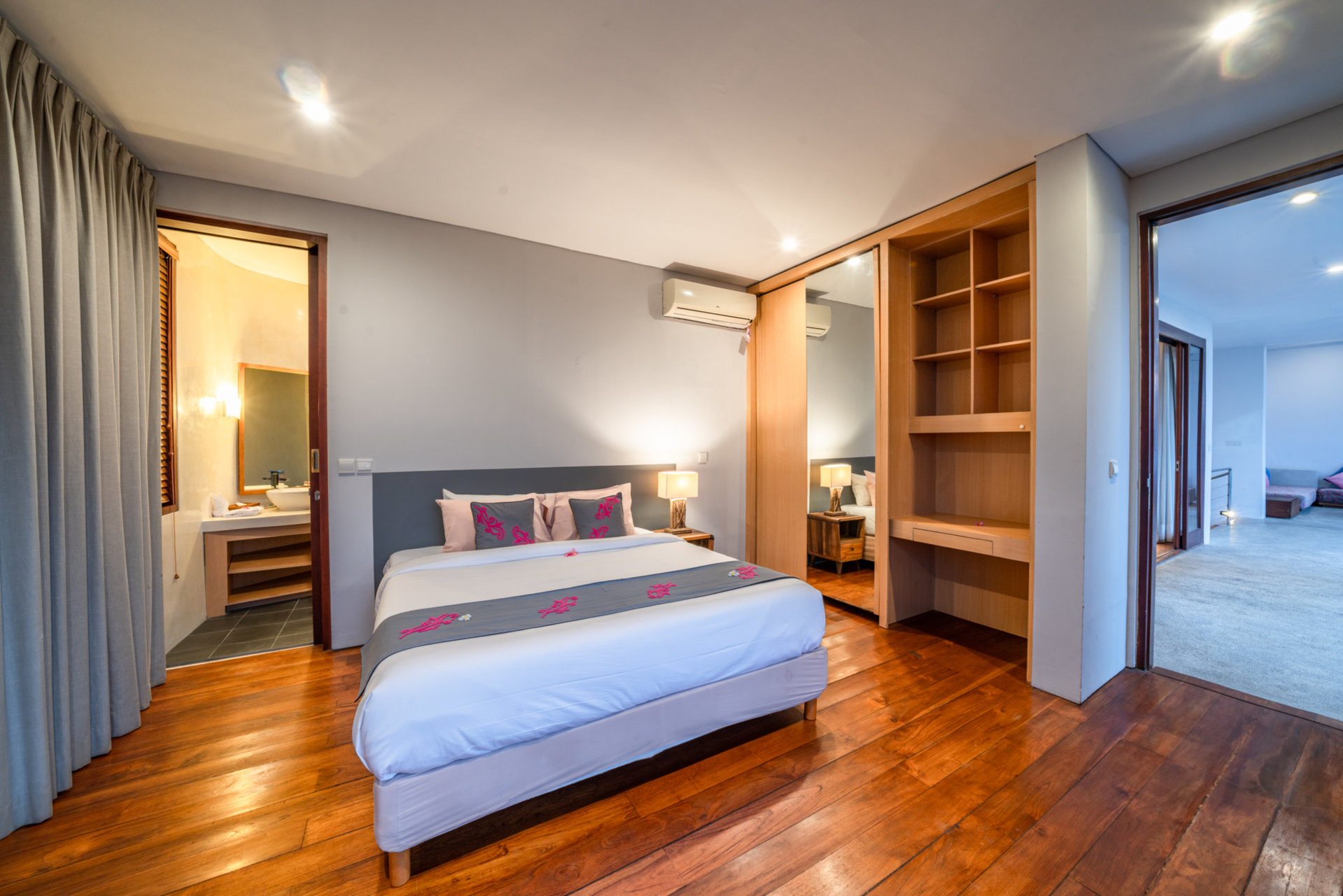 The Ultimate 5 Star Holiday Villa in Kabupaten Badung with Private Pool, Bali Villa 2097