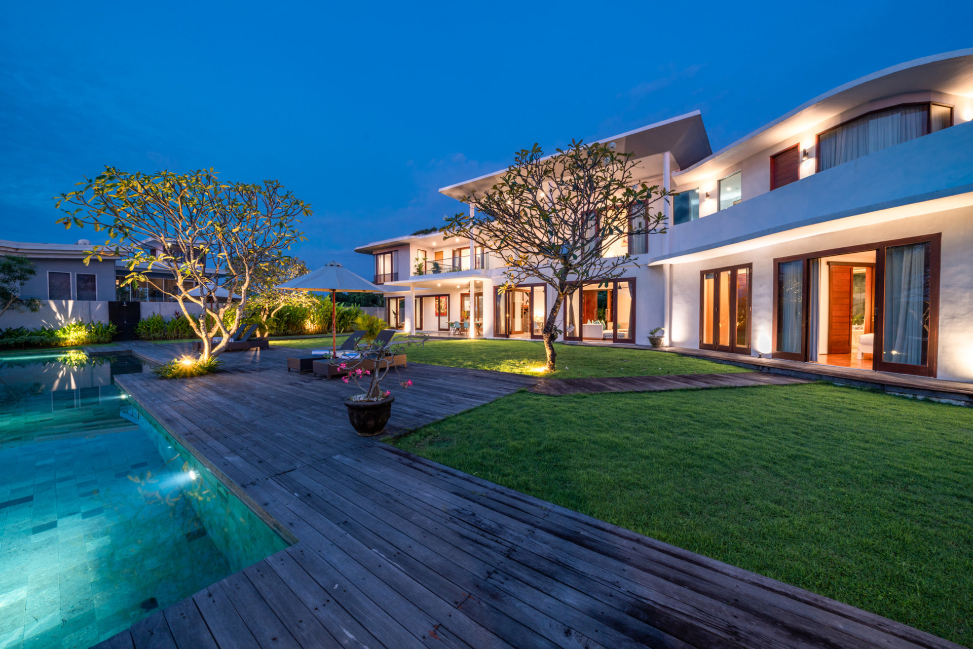The Ultimate 5 Star Holiday Villa in Kabupaten Badung with Private Pool, Bali Villa 2097