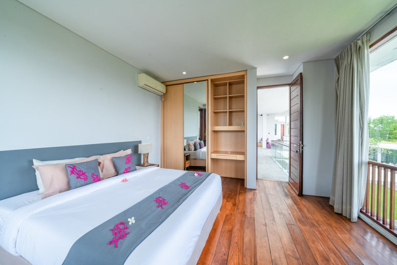 The Ultimate 5 Star Holiday Villa in Kabupaten Badung with Private Pool, Bali Villa 2097