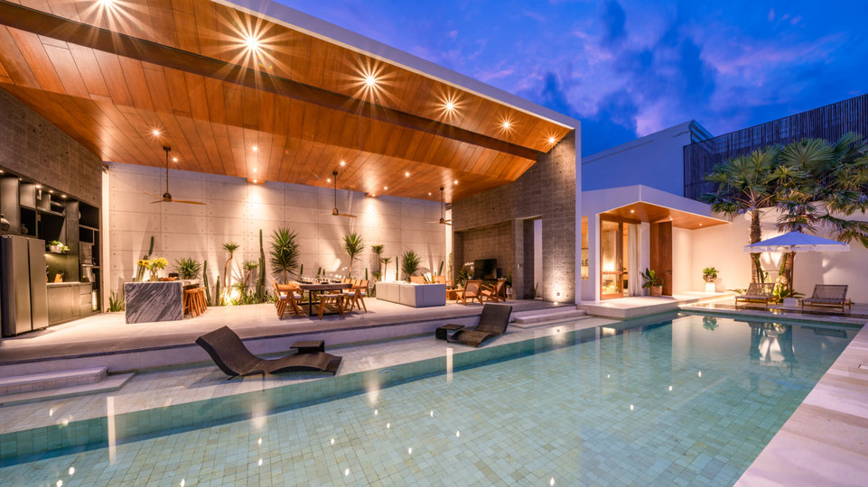 The Ultimate 5 Star Holiday Villa in Kabupaten Badung with Private Pool and Fully Staffed, Bali Villa 2098