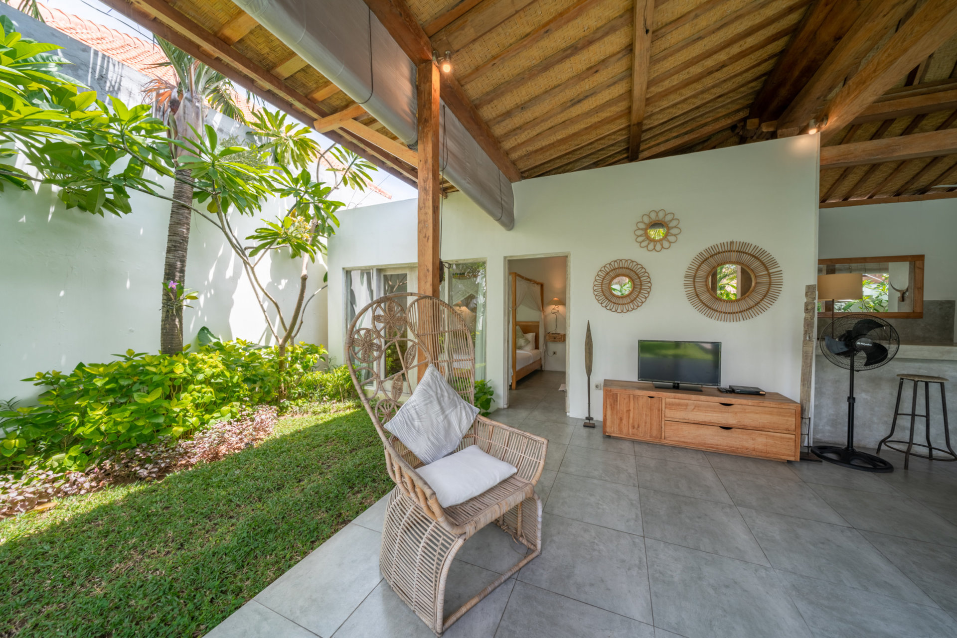 The Ultimate 5 Star Holiday Villa in Kabupaten Badung with Private Pool and Fully Staffed, Bali Villa 2099