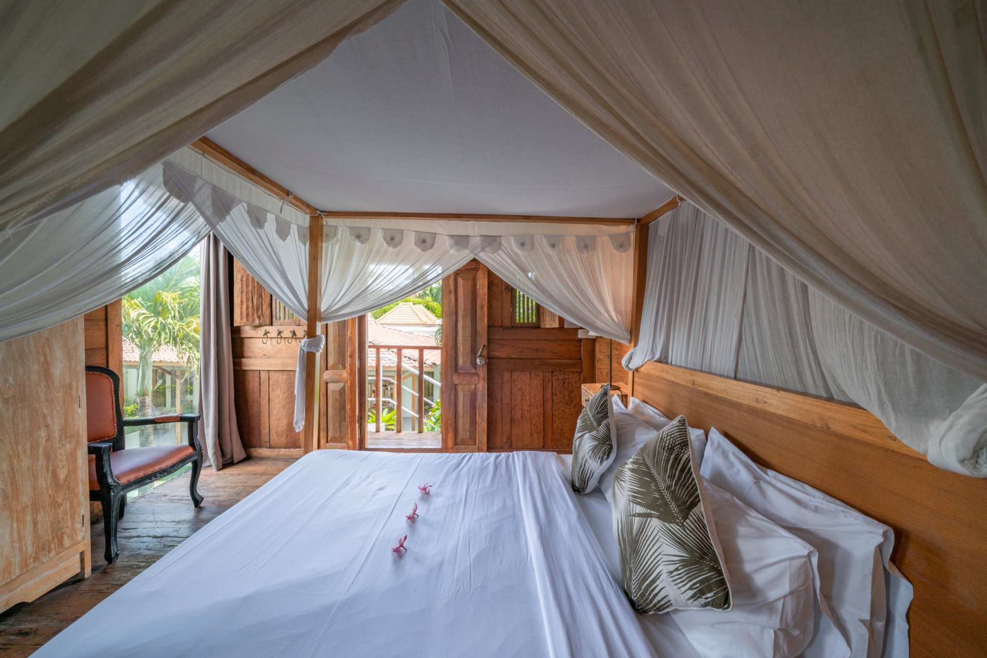 The Ultimate 5 Star Holiday Villa in Kabupaten Badung with Private Pool and Fully Staffed, Bali Villa 2099