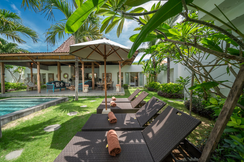 The Ultimate 5 Star Holiday Villa in Kabupaten Badung with Private Pool and Fully Staffed, Bali Villa 2099