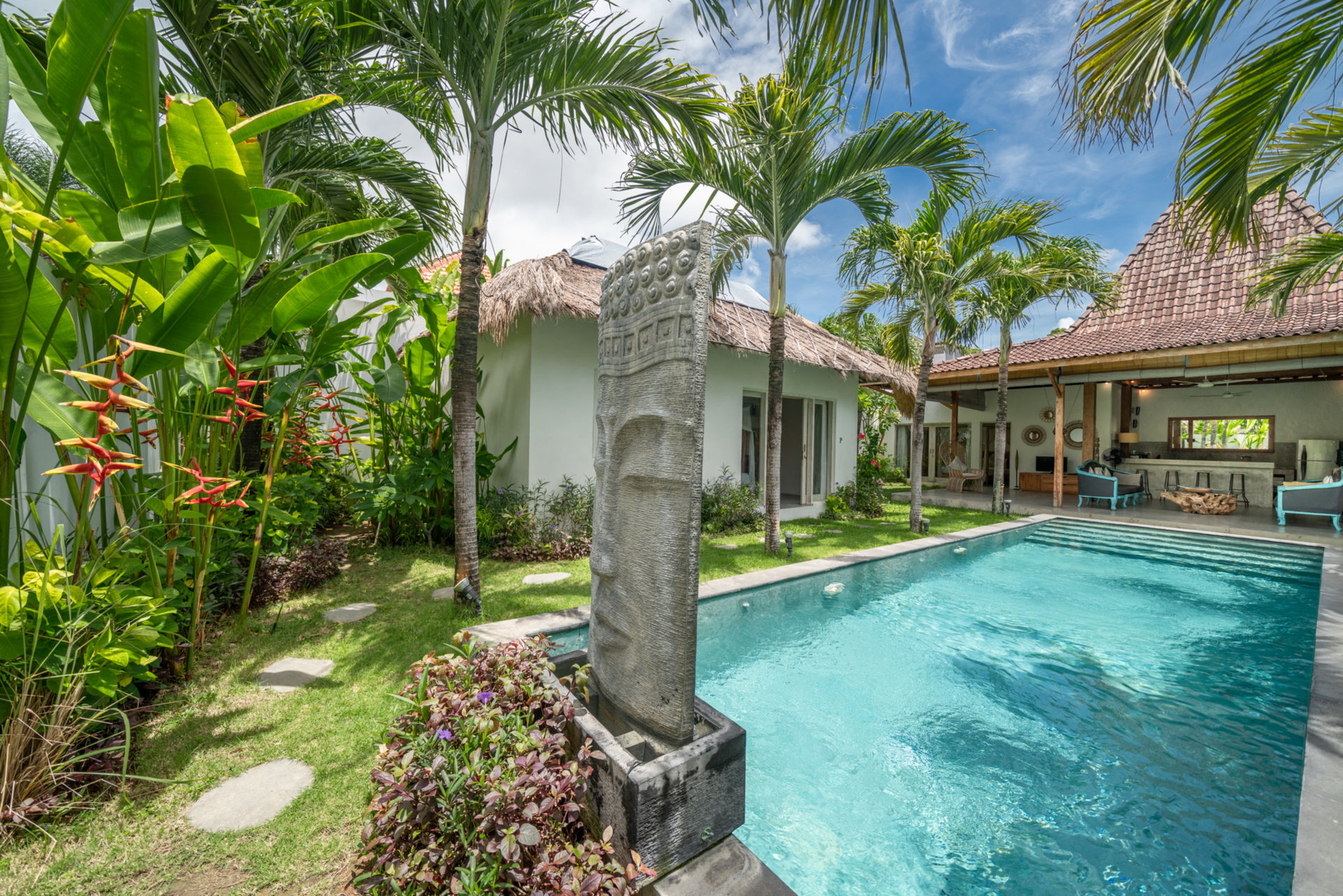 The Ultimate 5 Star Holiday Villa in Kabupaten Badung with Private Pool and Fully Staffed, Bali Villa 2099