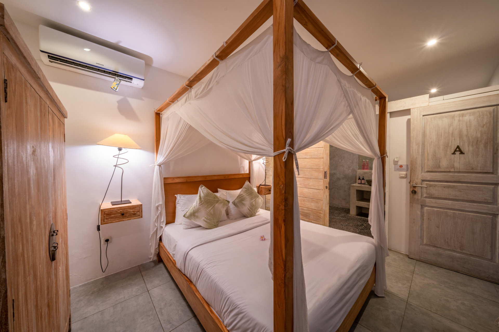 The Ultimate 5 Star Holiday Villa in Kabupaten Badung with Private Pool and Fully Staffed, Bali Villa 2099