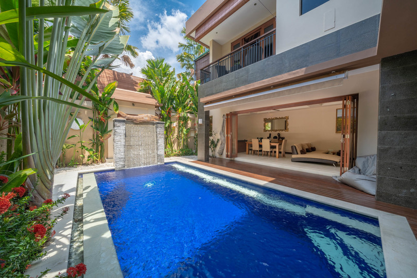 Imagine Your Family Renting a Luxury 3 Bedroom Holiday Villa Close to Kabupaten Badung Double Six Beach, Bali Villa 2105