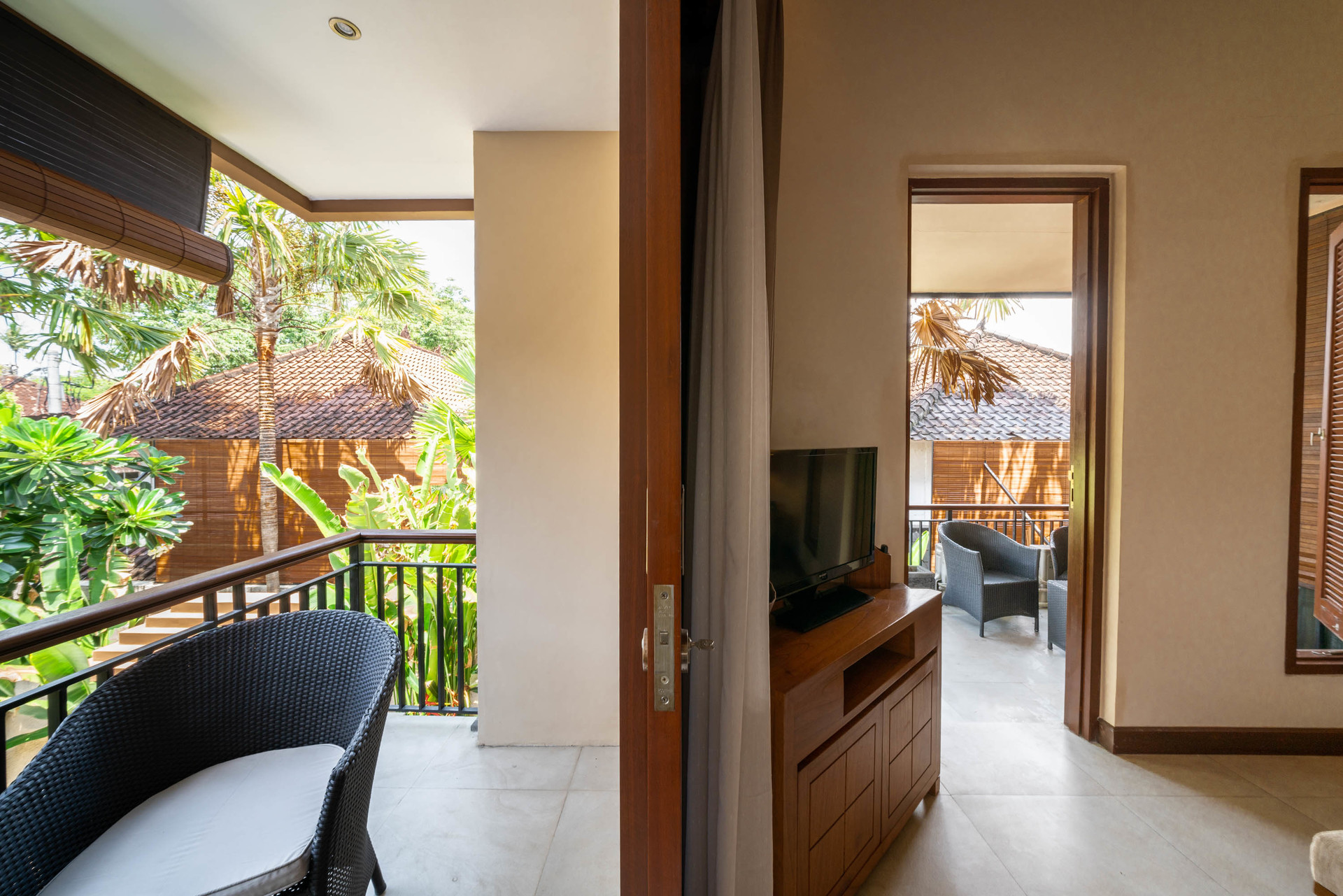 Imagine Your Family Renting a Luxury 3 Bedroom Holiday Villa Close to Kabupaten Badung Double Six Beach, Bali Villa 2105