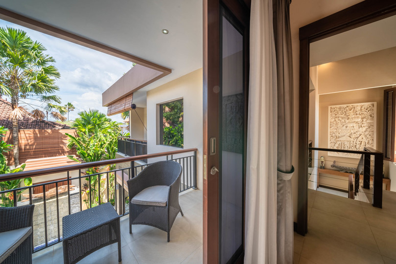 Imagine Your Family Renting a Luxury 3 Bedroom Holiday Villa Close to Kabupaten Badung Double Six Beach, Bali Villa 2105