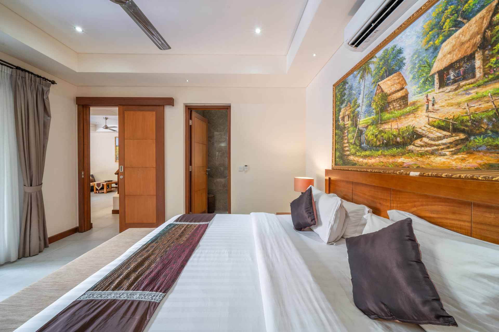Imagine Your Family Renting a Luxury 3 Bedroom Holiday Villa Close to Kabupaten Badung Double Six Beach, Bali Villa 2105