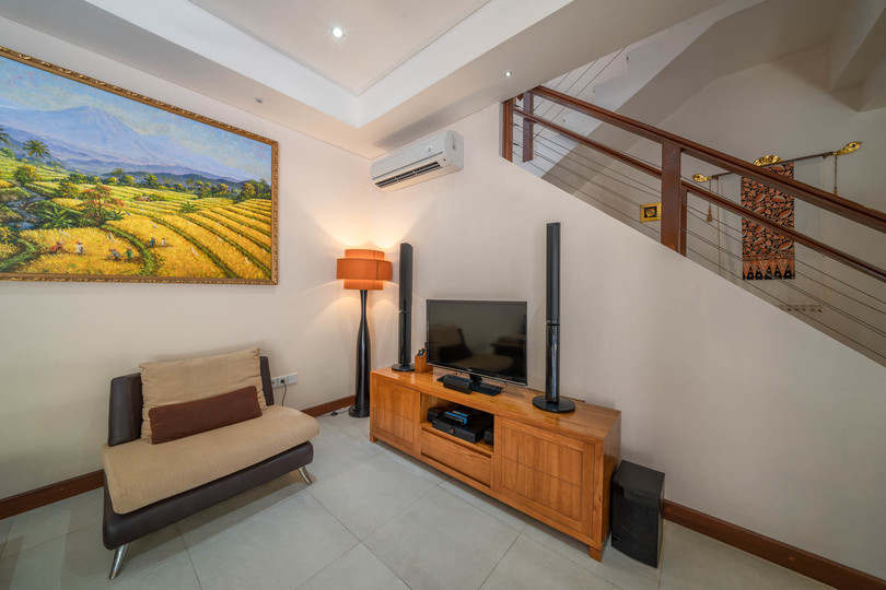 Imagine Your Family Renting a Luxury 3 Bedroom Holiday Villa Close to Kabupaten Badung Double Six Beach, Bali Villa 2105
