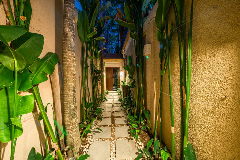 Imagine Your Family Renting a Luxury 3 Bedroom Holiday Villa Close to Kabupaten Badung Double Six Beach, Bali Villa 2105