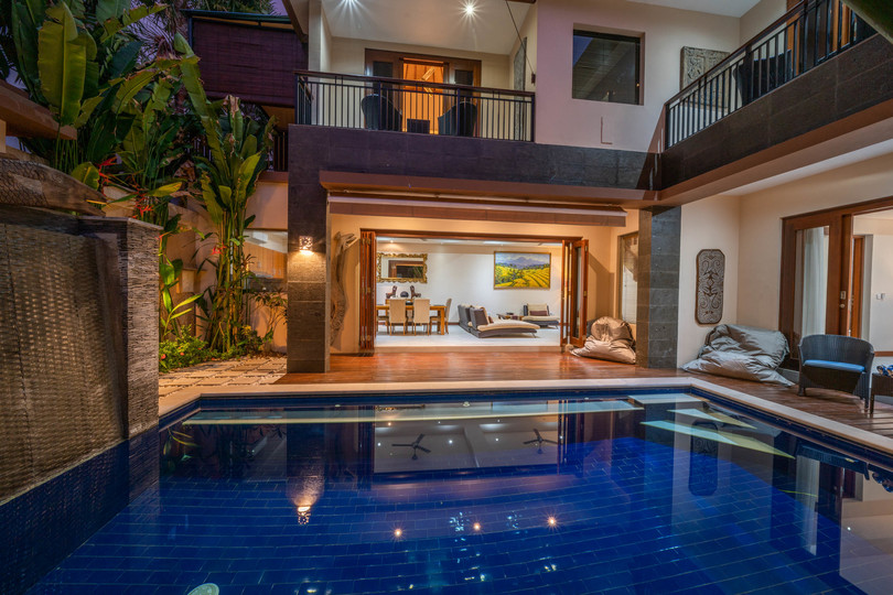 Imagine Your Family Renting a Luxury 3 Bedroom Holiday Villa Close to Kabupaten Badung Double Six Beach, Bali Villa 2105