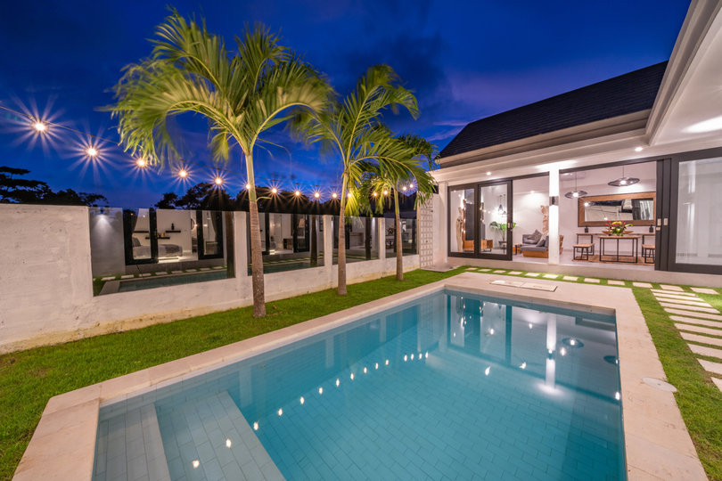 The Ultimate 5 Star Holiday Villa in Kabupaten Badung with Private Pool and Fully Staffed, Bali Villa 2107