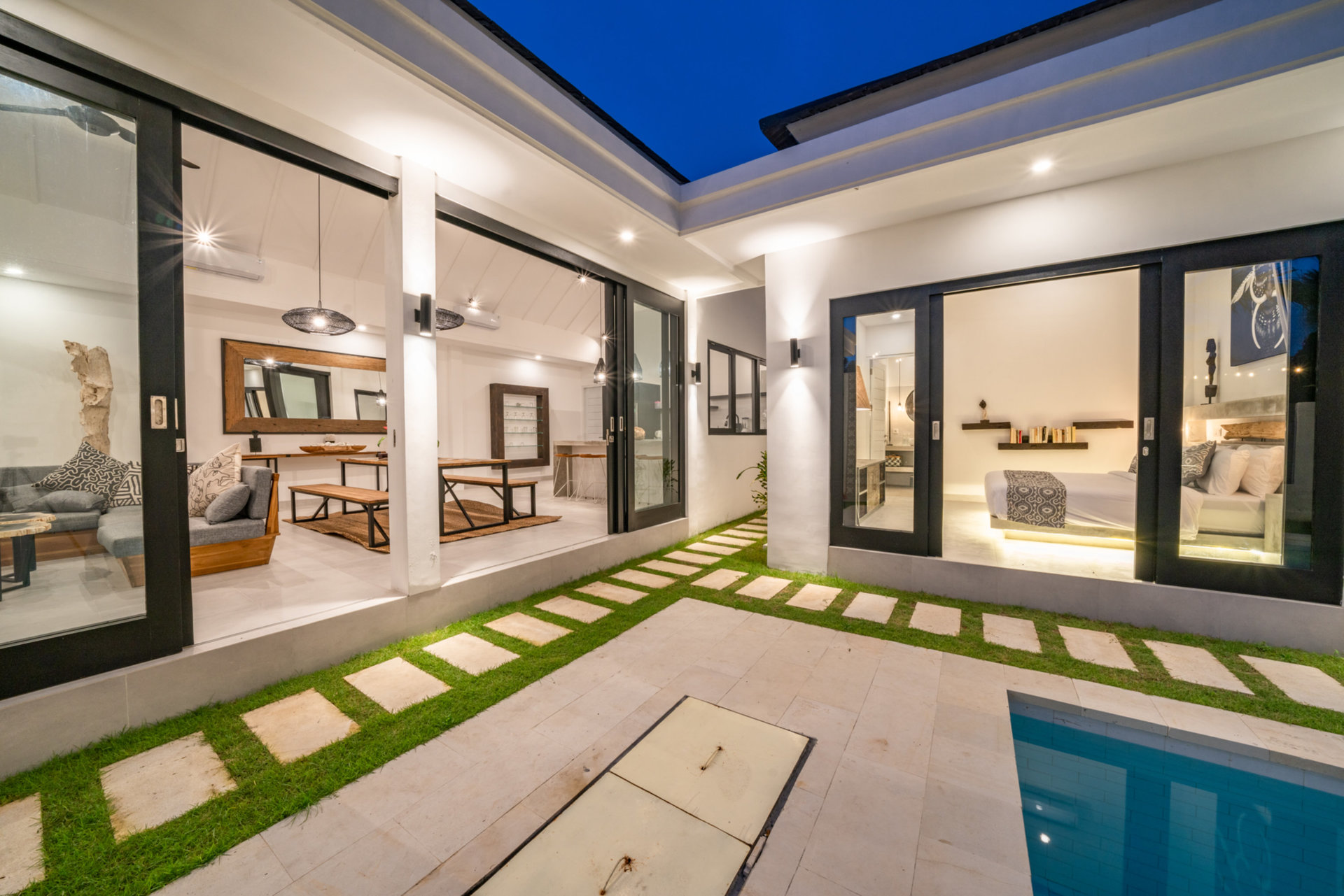 The Ultimate 5 Star Holiday Villa in Kabupaten Badung with Private Pool and Fully Staffed, Bali Villa 2107