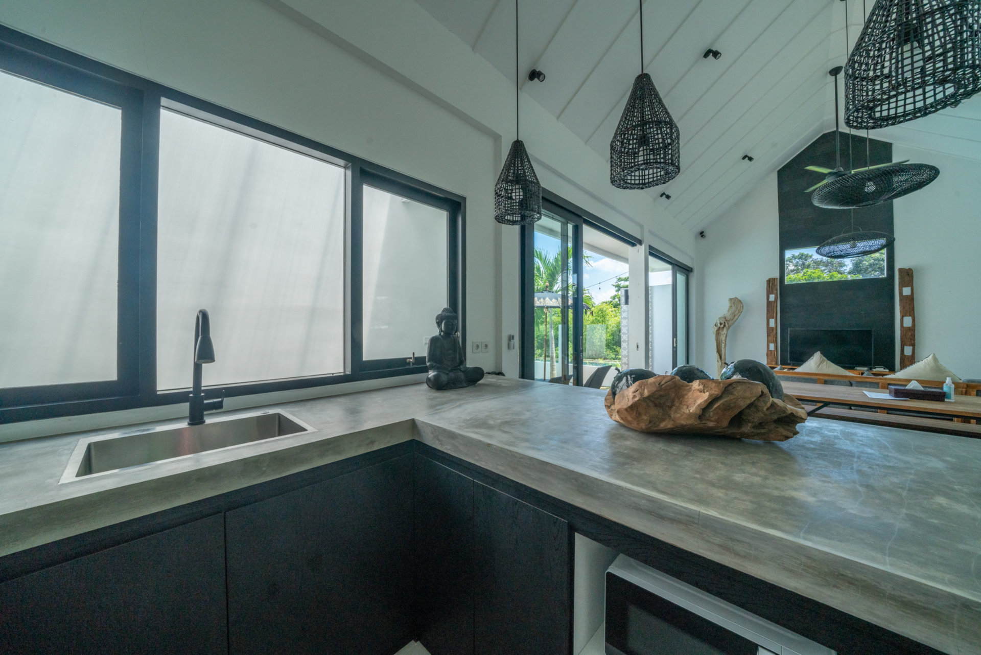 The Ultimate 5 Star Holiday Villa in Kabupaten Badung with Private Pool and Fully Staffed, Bali Villa 2107