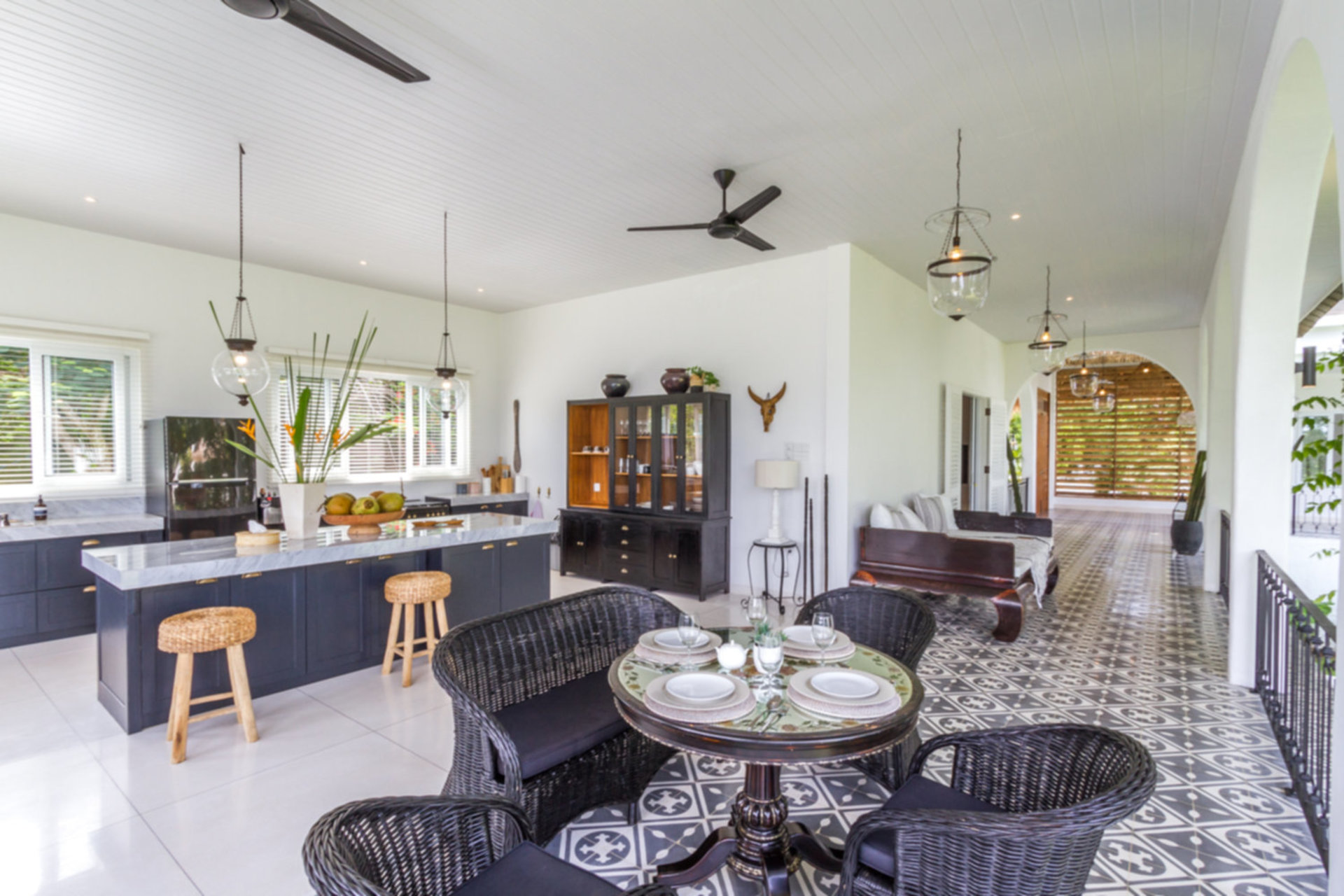 Imagine Your Family Renting a Luxury 5 Bedroom Holiday Villa with Stunning Ocean Views, Bali Villa 2114