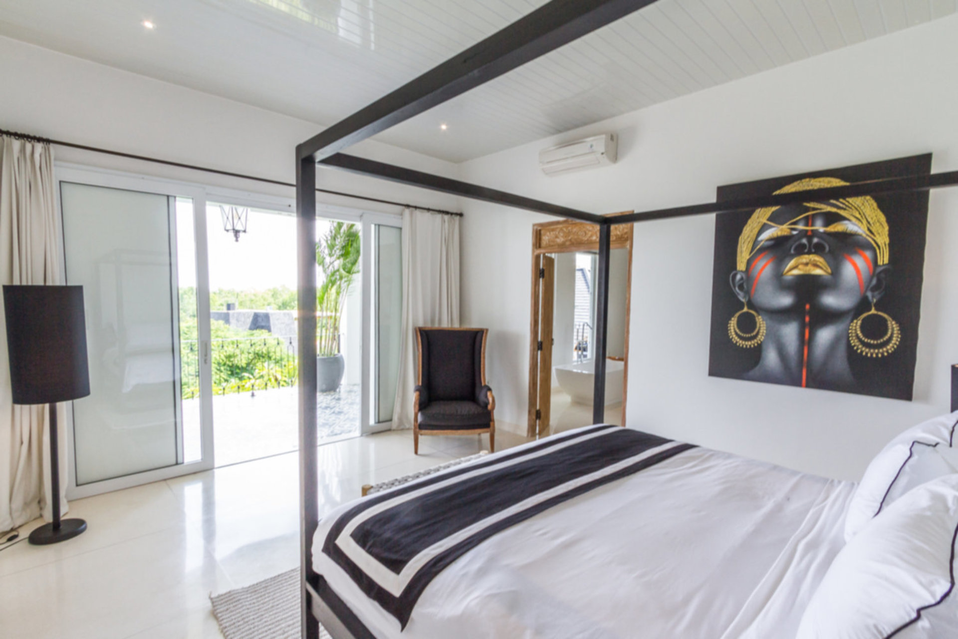 Imagine Your Family Renting a Luxury 5 Bedroom Holiday Villa with Stunning Ocean Views, Bali Villa 2114