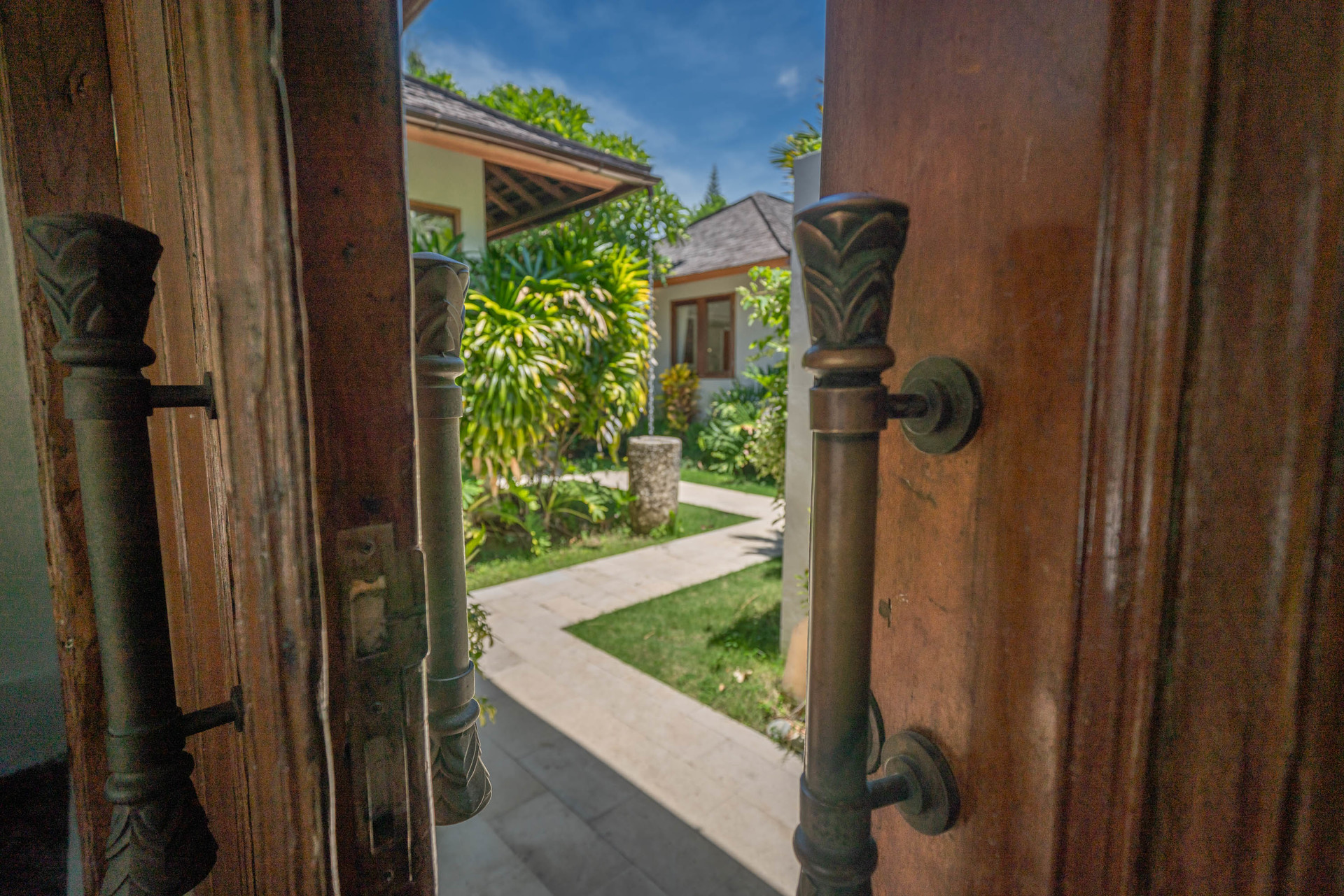 Luxury 4-Bedroom Getaway Near Double Six Beach, Bali Villa 2116