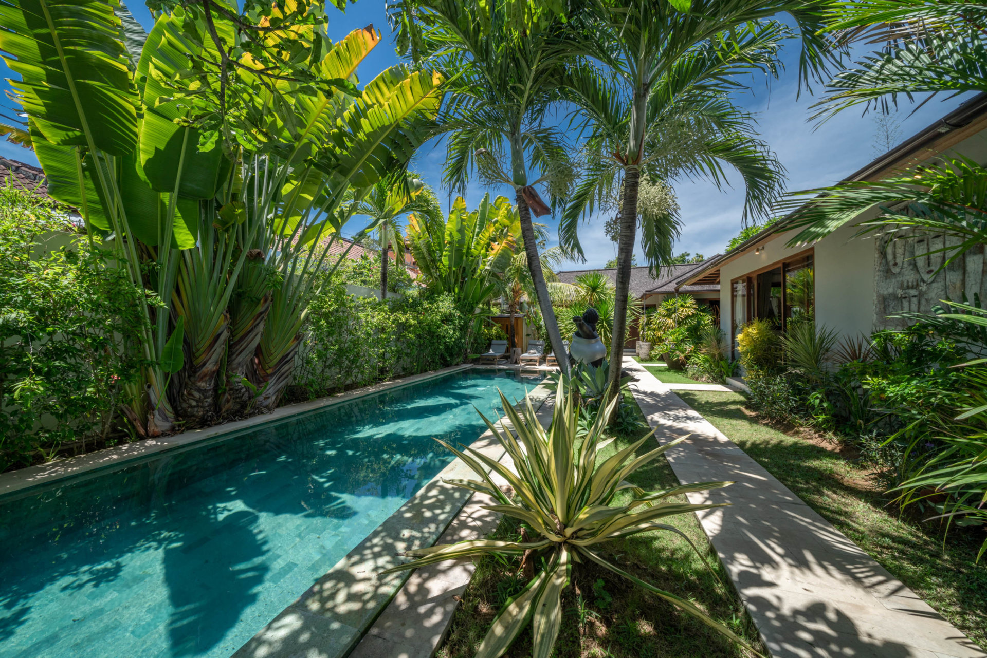 Luxury 4-Bedroom Getaway Near Double Six Beach, Bali Villa 2116