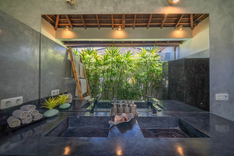 Luxury 4-Bedroom Getaway Near Double Six Beach, Bali Villa 2116